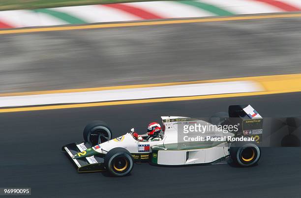 Johnny Herbert drives the Lotus-Judd 102B during the Mexican Grand Prix on 16 July 1991 at the Autódromo Hermanos Rodríguez in Mexico City, Mexico.