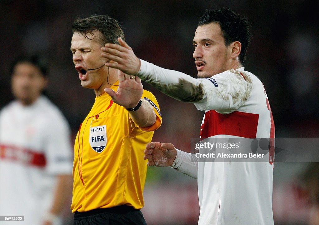 VfB Stuttgart v FC Barcelona - UEFA Champions League