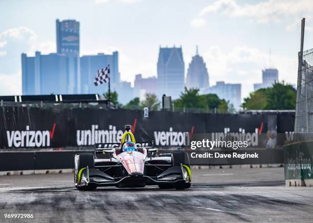 Robert Wickens of of Canada drives the Honda Indy Car for Schmidt Peterson Motorsports during the Chevrolet Dual in Detroit - Dual II during 2018...