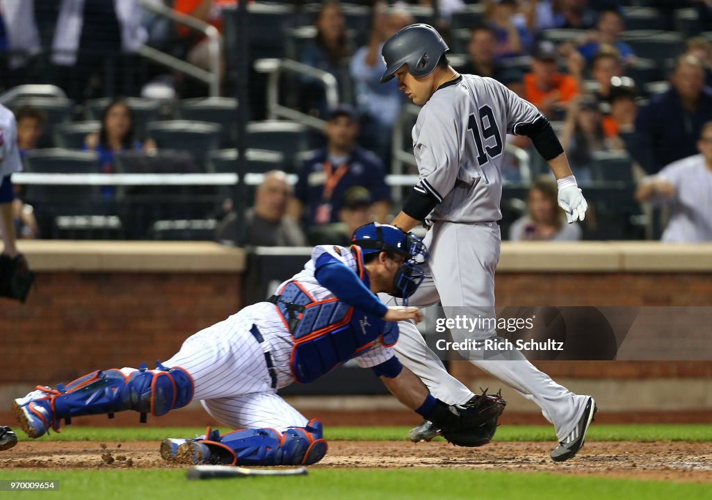 New York Yankees v New York Mets