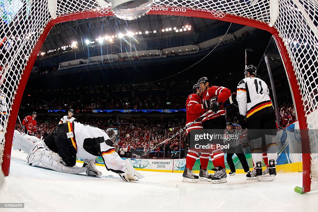 Ice Hockey - Day 12 - Germany v Canada