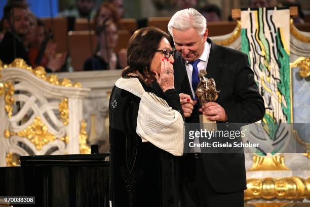 Nana Mouskouri and Klaus Wowereit during the European Culture Awards TAURUS 2018 at Dresden Frauenkirche on June 8, 2018 in Dresden, Germany.