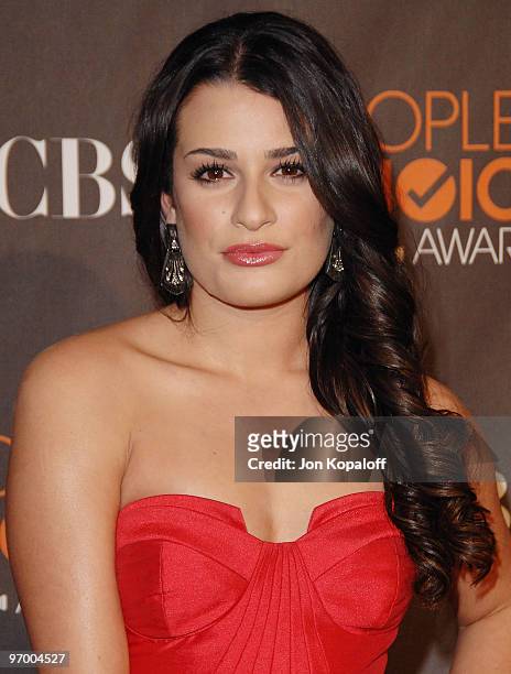 Actress Lea Michele arrives at the People's Choice Awards 2010 Arrivals at Nokia Theatre L.A. Live on January 6, 2010 in Los Angeles, California.