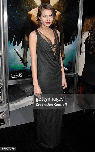 Actress Willa Holland arrives at the Los Angeles Premiere "Legion" at ArcLight Cinemas Cinerama Dome on January 21, 2010 in Hollywood, California.