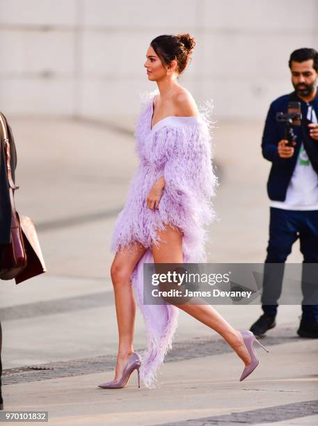 Kendall Jenner arrives to the 2018 CFDA Fashion Awards at Brooklyn Museum on June 4, 2018 in New York City.