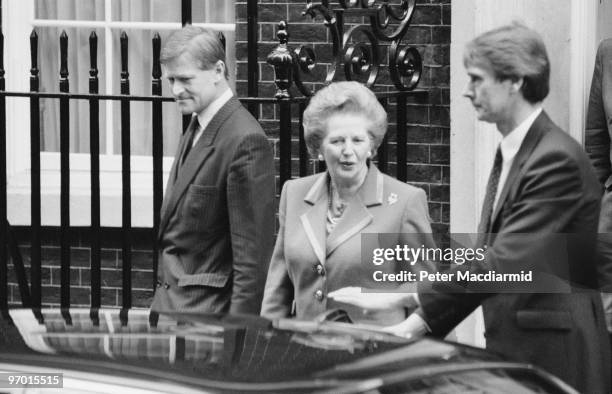 British Prime Minister Margaret Thatcher leaves 10 Downing Street, London, having officially resigned from office, 22nd November 1990.