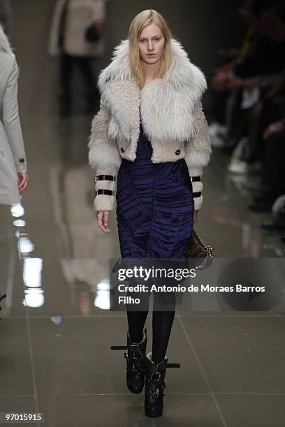 Model walks the runway at the Burberry Prorsum show for London Fashion Week Autumn/Winter 2010 at on February 23, 2010 in London, England.