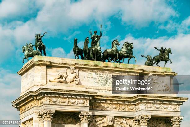 italy, lombardy, milan, arco della pace, triumphal arch - arco della pace foto e immagini stock