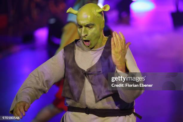 Ingolf Lueck and Ekaterina Leonova during the finals of the 11th season of the television competition 'Let's Dance' on June 8, 2018 in Cologne,...