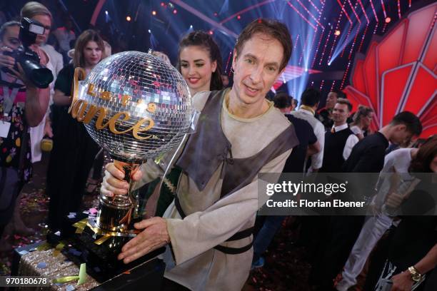 Ingolf Lueck and Ekaterina Leonova during the finals of the 11th season of the television competition 'Let's Dance' on June 8, 2018 in Cologne,...