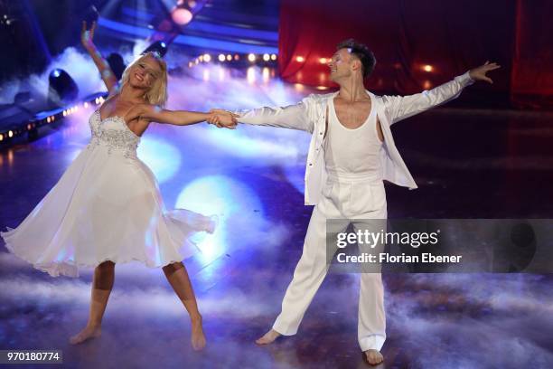 Kathrin Menzinger and Vadim Garbuzov during the finals of the 11th season of the television competition 'Let's Dance' on June 8, 2018 in Cologne,...