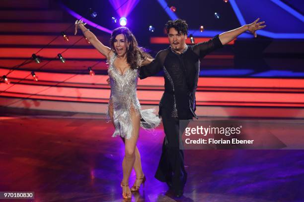 Judith Williams and Erich Klann during the finals of the 11th season of the television competition 'Let's Dance' on June 8, 2018 in Cologne, Germany.