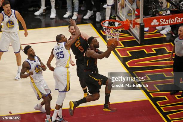 Jeff Green of the Cleveland Cavaliers drives to the basket against the Golden State Warriors in Game Four of the 2018 NBA Finals on June 8, 2018 at...