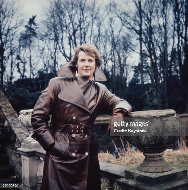 English actor Roger Moore on set during filming of the TV series 'The Persuaders!', circa 1972.