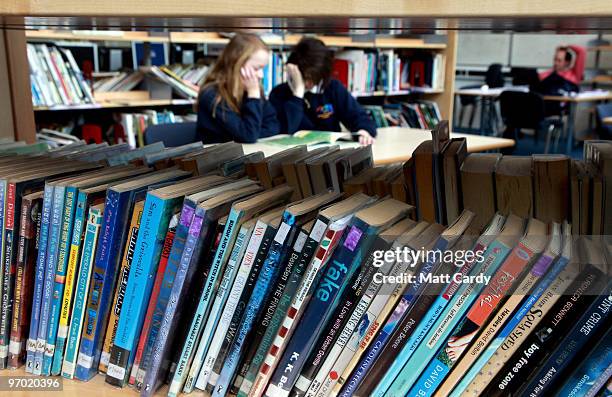 Primary School Reception Photos and Premium High Res Pictures - Getty ...
