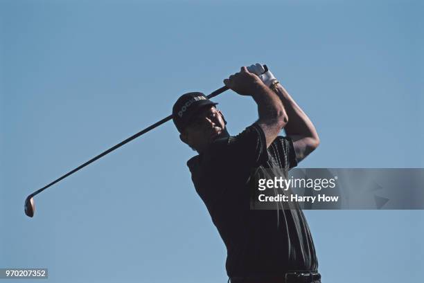 Tom Lehman of the United States during the 15th annual Skins Game golf tournament on 29 November 1997 at Rancho La Quinta Country Club, La Quinta,...