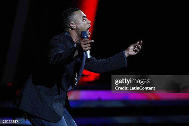 Singer Porto Rico 724 Don Rico Stock Photos, High-Res Pictures, and Images - Getty Images