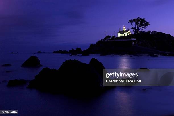 battery point lighthouse - crescent city stock pictures, royalty-free photos & images