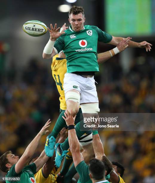 Peter O'Mahony of Ireland wins the line out during the International Test match between the Australian Wallabies and Ireland at Suncorp Stadium on...
