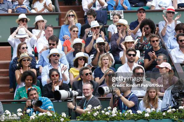 Valerie Donzelli, Julie Gayet, Woody Harrelson, Judith El Zein, Claudia Tagbo, Jean-Francois Piege, Ana Girardot, Elie Semoun, Audrey Pulvar,...