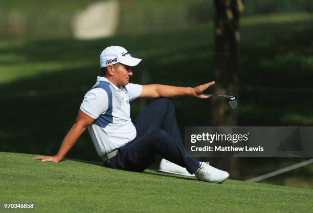 Steve Webster of England takes a break on the 16th green during day three of the 2018 Shot Clock Masters at Diamond Country Club on June 9, 2018 in...