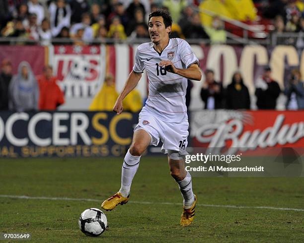 Midfielder Sacha Kljestan of the U. S. Men's Soccer Team scores a game-winning goal against El Salvador February 24, 2010 at Raymond James Stadium in...