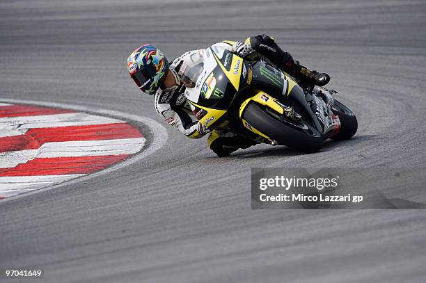 Colin Edwards of USA and Monster Yamaha Tech 3 rounds the bend during the first day of MotoGP testing at Sepang Circuit on February 25, 2010 in Kuala...