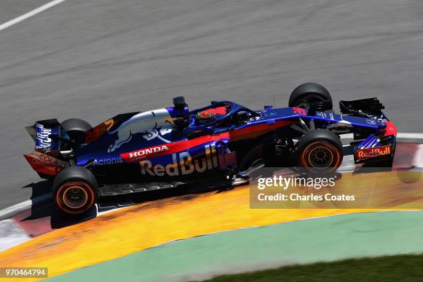 Brendon Hartley of New Zealand driving the Scuderia Toro Rosso STR13 Honda on track during final practice for the Canadian Formula One Grand Prix at...