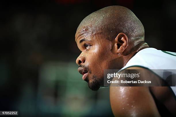 Omar Cook, #00 of Unicaja in action during the Euroleague Basketball 2009-2010 Last 16 Game 4 between Zalgiris Kaunas vs Unicaja at S. Darius and S....