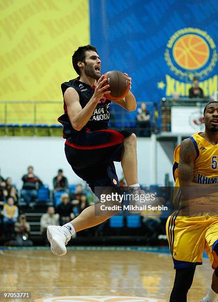 Fernando San Emeterio, #19 of Caja Laboral in action during the Euroleague Basketball 2009-2010 Last 16 Game 4 between BC Khimki Moscow Region vs...