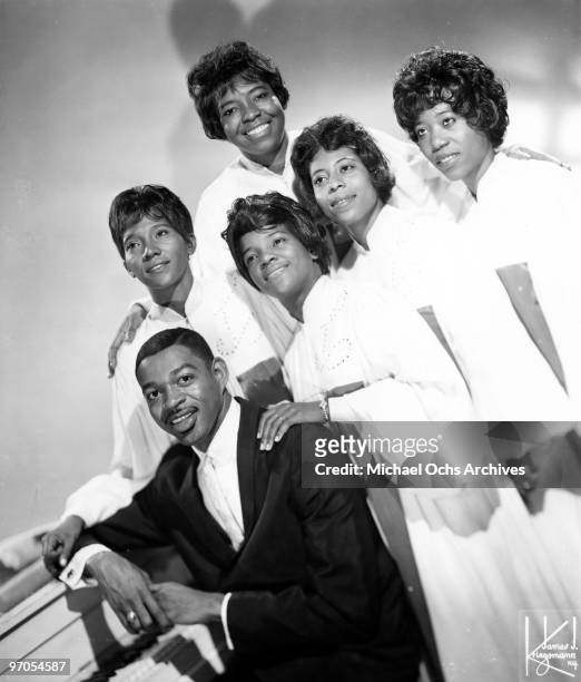 Josie Howard and Dolores Washington James Herndon, Shirley Caesar, Albertina Walker and Cassietta George of the gospel group "The Caravans" pose for...