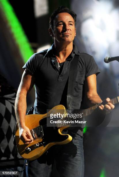 Bruce Springsteen performs during rehearsals for the 25th Anniversary Rock & Roll Hall of Fame Concert at Madison Square Garden on October 29, 2009...