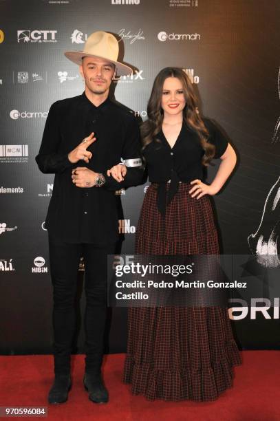 Mexican Pop Duet Jesse & Joy pose during the Red Carpet of 60th Ariel Awards at Palacio de Bellas Artes on June 5, 2018 in Mexico City, Mexico.