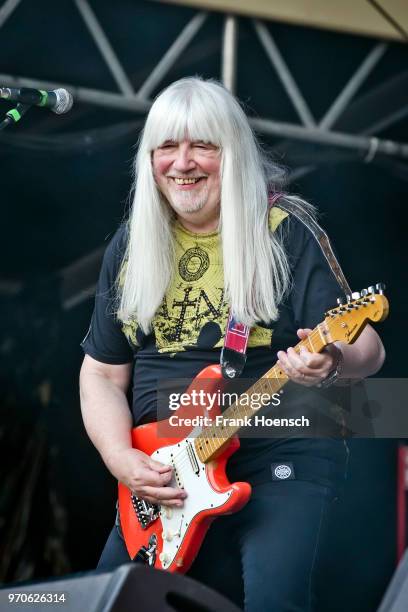 Andy Scott Sweet Photos And Premium High Res Pictures Getty Images andy-scott-sweet-photos-and-premium-high-res-pictures-getty-images