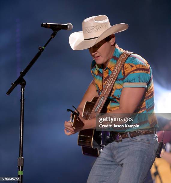 Jon Pardi performs onstage during the 2018 CMA Music festival at Nissan Stadium on June 9, 2018 in Nashville, Tennessee.