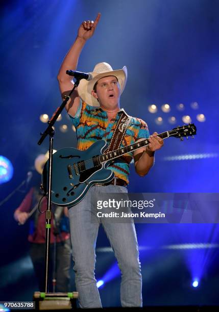 Jon Pardi performs onstage during the 2018 CMA Music festival at Nissan Stadium on June 9, 2018 in Nashville, Tennessee.