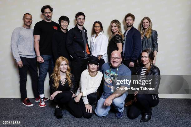 Corin Nemec, Joe Manganiello, Christopher Larkin, KJ Apa, Lesley-Ann Brandt, Clare Kramer, Matt Doran, Jess Macallan, Katherine McNamara, Lauren...