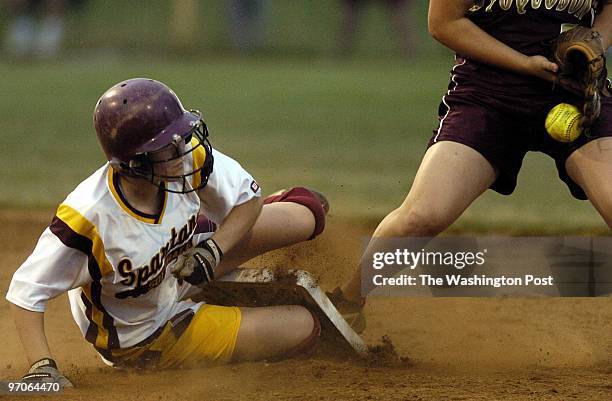 Sp/vasoft6 DATE: June 5, 2007 CREDIT: Ricky Carioti / TWP. Broad Run High School in Ashburn, Va. EDITOR: remote Virginia AA softball quarterfinals...