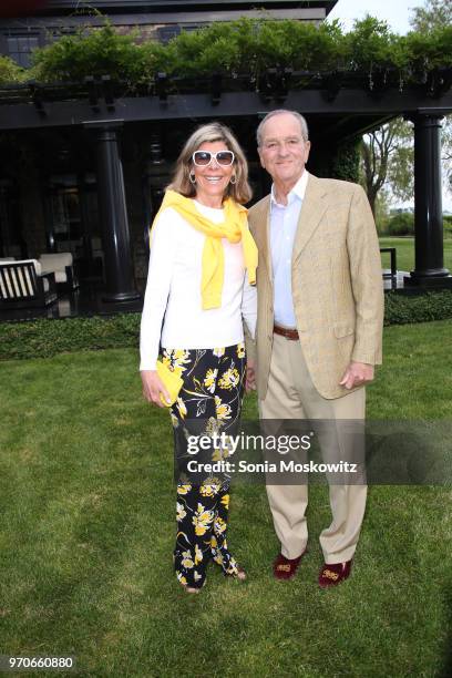 Jamee Gregory and Peter Gregory attend the 2018 Midsummer Night Drinks to benefit God's Love We Deliver, on June 9, 2018 in Watermill, New York.