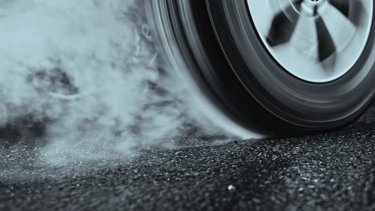 https://media.gettyimages.com/id/970669884/video/car-tyre-rotating-in-place-and-smoking.jpg?b=1&s=640x640&k=20&c=uJsggIzVWjOncACDzYpjvDPa9M_hDj4tTXPJnqAc3mY=