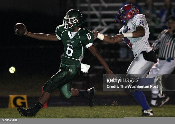 October 2007 SPORT Football FINAL SCORE Arundel defeated Old Mill 24-7 SITE: Arundel High School, Gambrills, MD PICTURED: Arundel's Brandon...