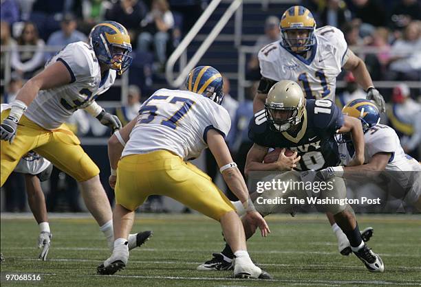 October 27,2007 Photographer: Toni L. Sandys/TWP Neg #: 195352 Annapolis, MD Navy host the University of Delaware at Navy-Marine Corps Memorial...