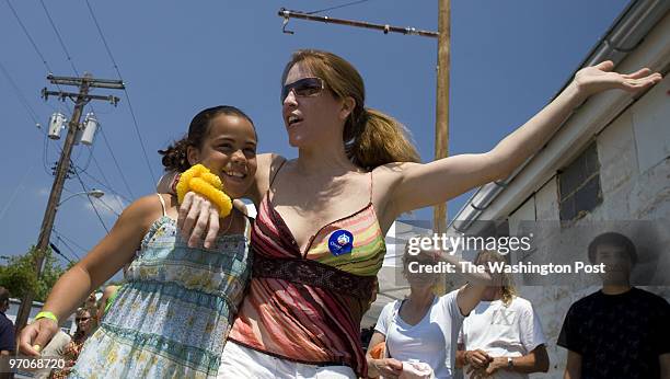 Festival Date: Kevin Clark/TWP Neg #: 202214 Annapolis, MD Alexis Smith and Victoria Bruce dance during the annual music event in Eastport, MD...