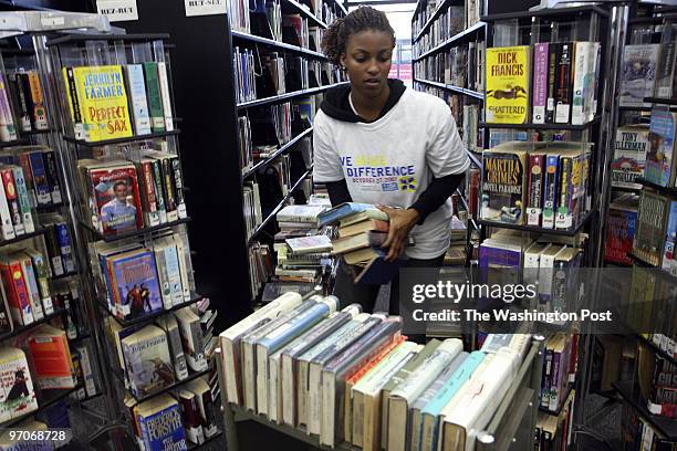 Josephm 195379--SLUG--ME/LIBRARY--DATE-10/27/07-- MLK Jr. Memorial Library, District of Columbia--PHOTOGRAPHER-MARVIN JOSEPH/TWP-- Photos for a story...