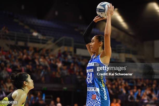 Maria Folau of the Mystics shoots at goal during the round six ANZ Premiership match between the Central Pulse and the Northern Mystics at Horncastle...