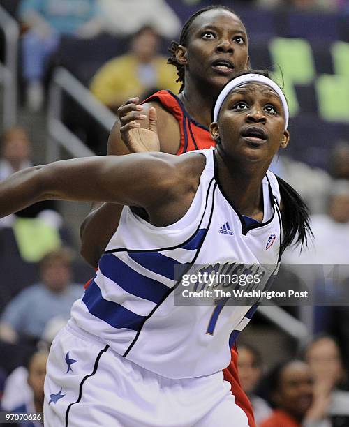 Washington Mystics vs Houston. Here, Mystic's Crystal Langhorne.