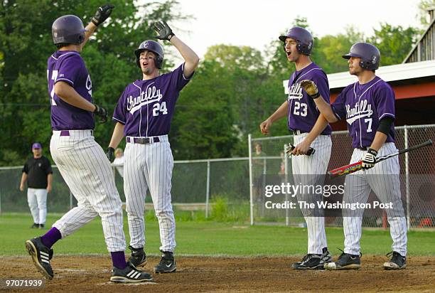 Sp/oakton6 Date: May 5,2008 Photographer: Toni L. Sandys/TWP Neg #: 201248 Vienna, VA Chantilly is playing at Oakton in baseball. Chantilly is the...