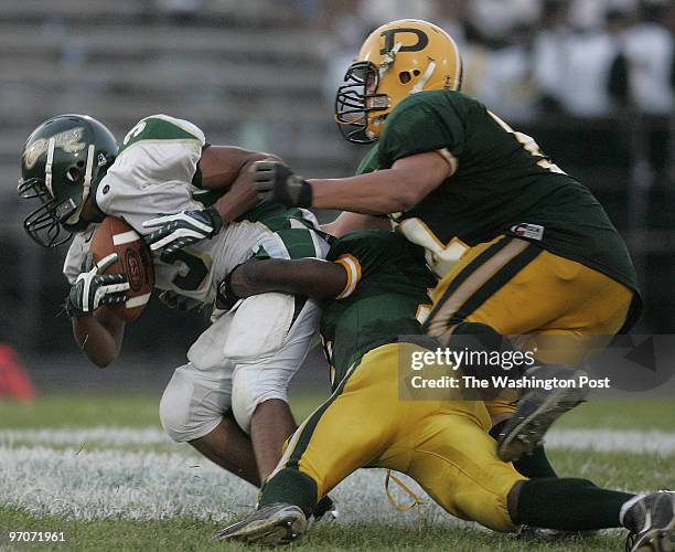 Damascus High School Football Photos and Premium High Res Pictures