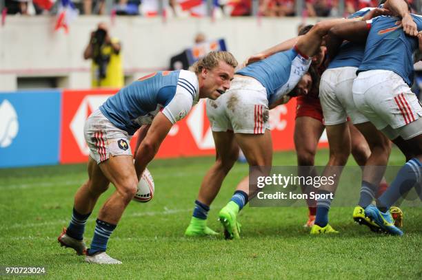 Stephen Parez of France during the match between France and Pays de Galles at the HSBC Paris Sevens, stage of the Rugby Sevens World Series at Stade...