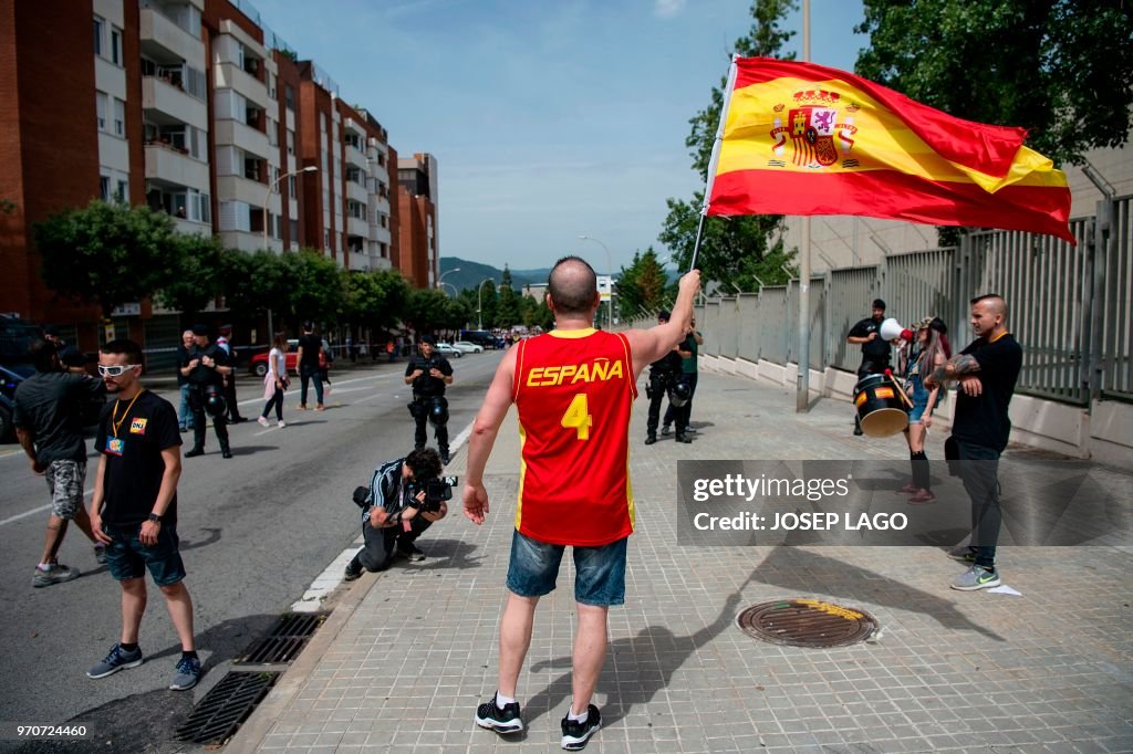SPAIN-CATALONIA-POLITICS-DEMO-MEDIA